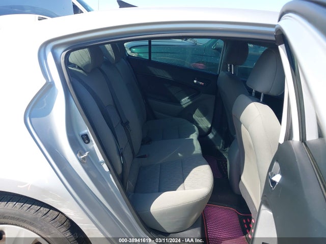 KIA FORTE LX 2016 KNAFK4A65G5477399 Image 8