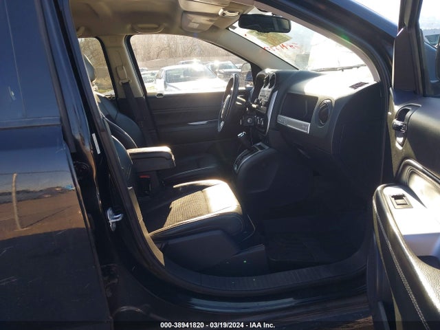 1C4NJDEBXHD144504 Jeep Compass Latitude 4x4