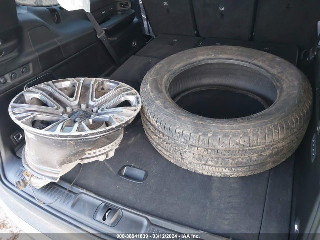 1C4SJRBP6RS106720 Jeep Wagoneer L Series Ii 4x2