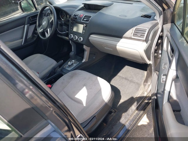 JF2SJABC6JH577722 Subaru Forester 2.5i