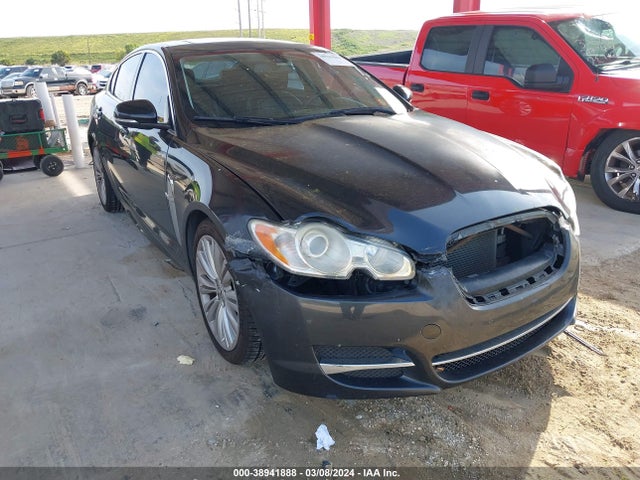 2011 JAGUAR XF SAJWA0FB2BLS16466 Photo 0