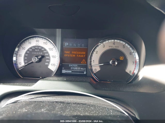 2011 JAGUAR XF SAJWA0FB2BLS16466 Photo 6