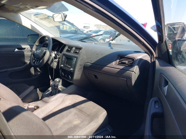 3VW267AJ1GM365735 Volkswagen Jetta 1.4t S