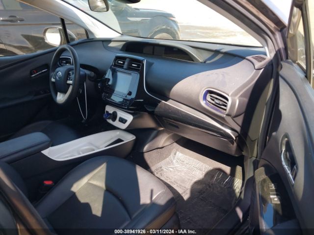 JTDKARFU9G3523496 Toyota Prius Three Touring