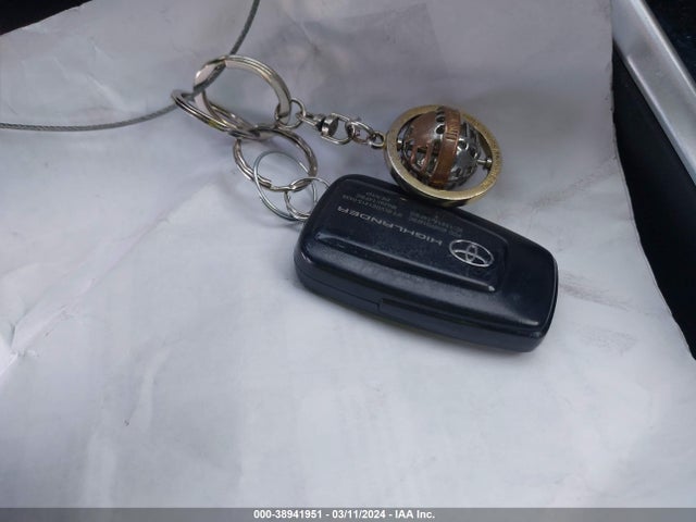 Toyota Highlander Le 2021 5TDZZRAH4MS528200 Image 11