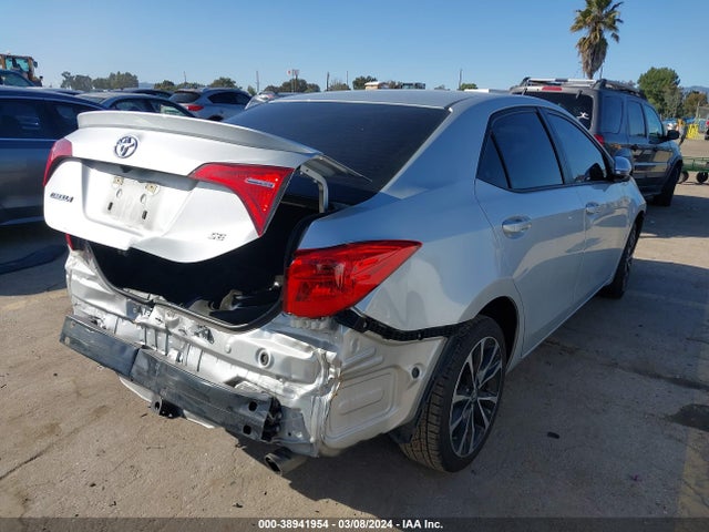 Toyota COROLLA SE 2017 5YFBURHE3HP573980 Image 4