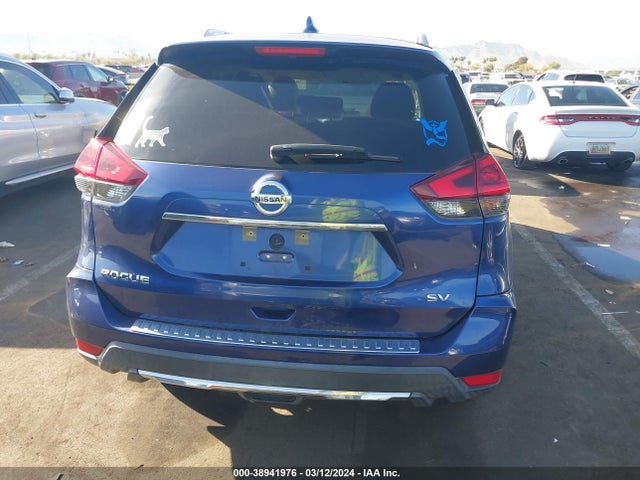 Nissan ROGUE SV 2018 KNMAT2MTXJP603543 Image 17