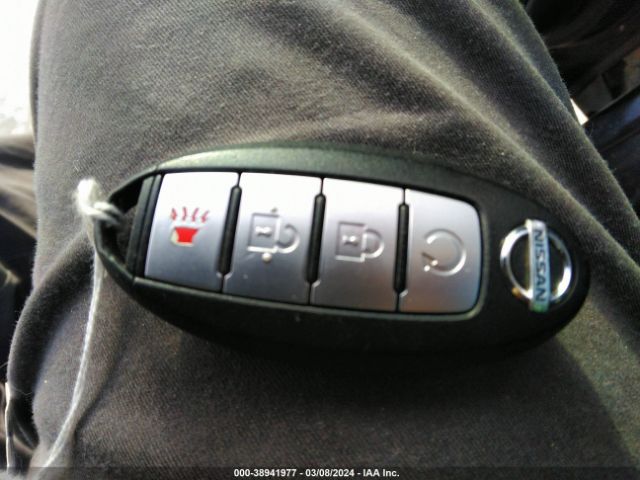 5N1DR2MM6HC601421 Nissan Pathfinder Sv