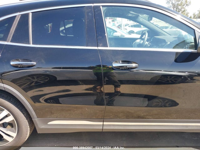 W1N4N4GB2RJ557137 Mercedes-Benz GLA 250