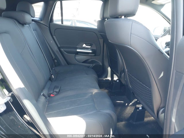 W1N4N4GB2RJ557137 Mercedes-Benz GLA 250