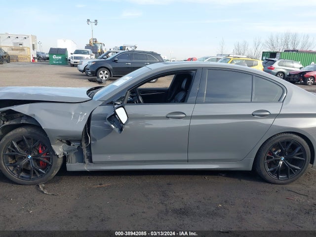 BMW M550i Xdrive 2021 WBA13BK02MCF42046 Image 14