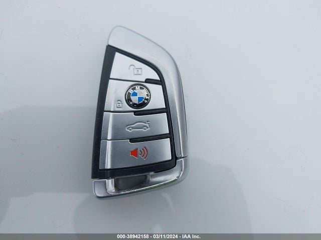 WBAJB1C5XKB376883 BMW 530e Xdrive Iperformance