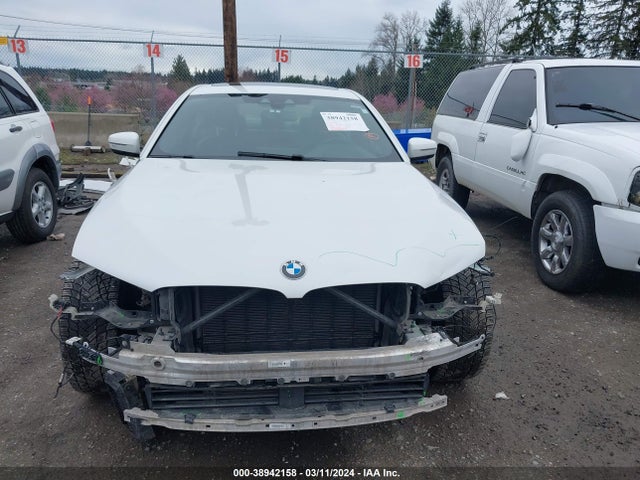 WBAJB1C5XKB376883 BMW 530e Xdrive Iperformance