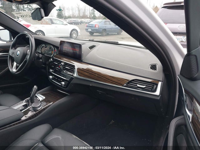 WBAJB1C5XKB376883 BMW 530e Xdrive Iperformance