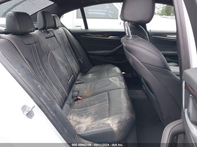 WBAJB1C5XKB376883 BMW 530e Xdrive Iperformance