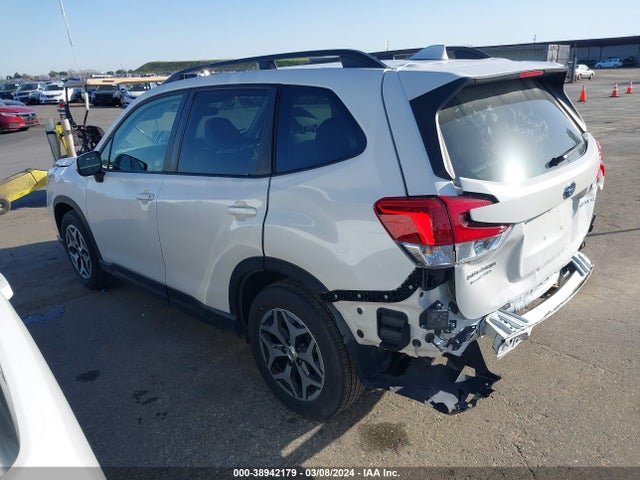 Subaru Forester Premium 2021 JF2SKAJCXMH420665 Image 3