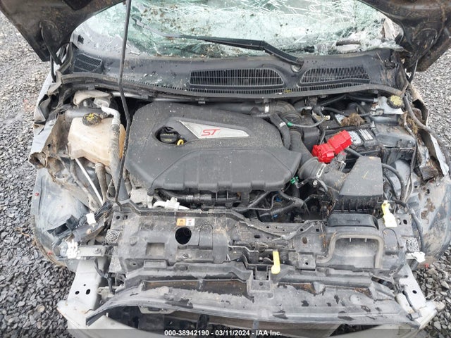 Ford FIESTA ST 2019 3FADP4GX8KM141332 Image 10