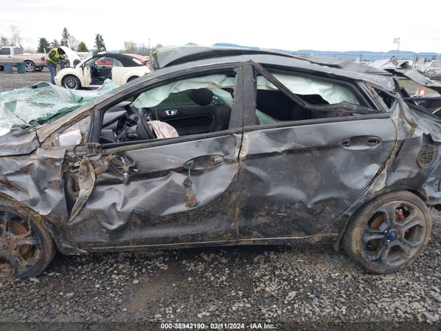 Ford FIESTA ST 2019 3FADP4GX8KM141332 Image 15