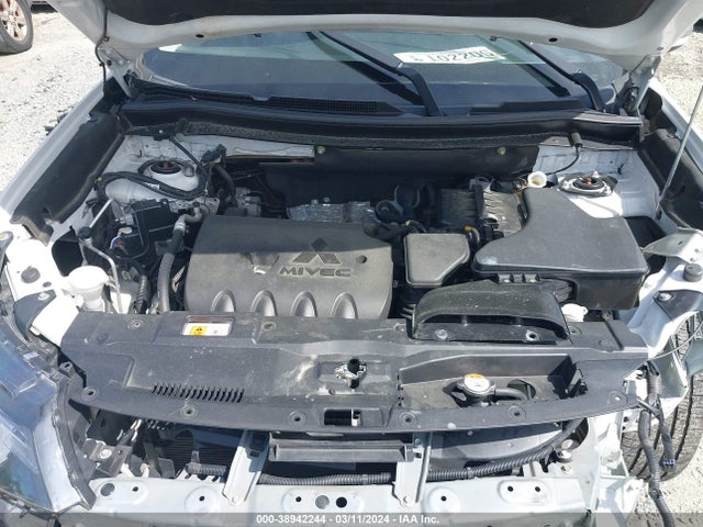 Mitsubishi Outlander Se 2.4 2020 JA4AD3A32LZ007867 Image 10