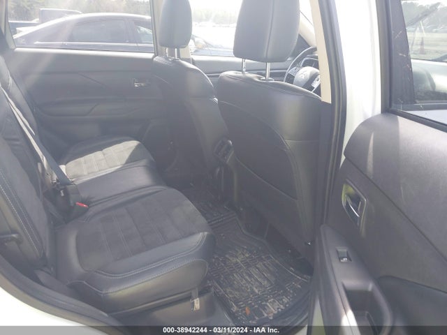 Mitsubishi Outlander Se 2.4 2020 JA4AD3A32LZ007867 Image 8