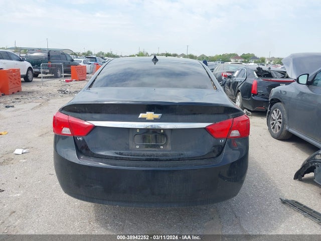 Chevrolet IMPALA 1LT 2018 2G1105S39J9174190 Image 16