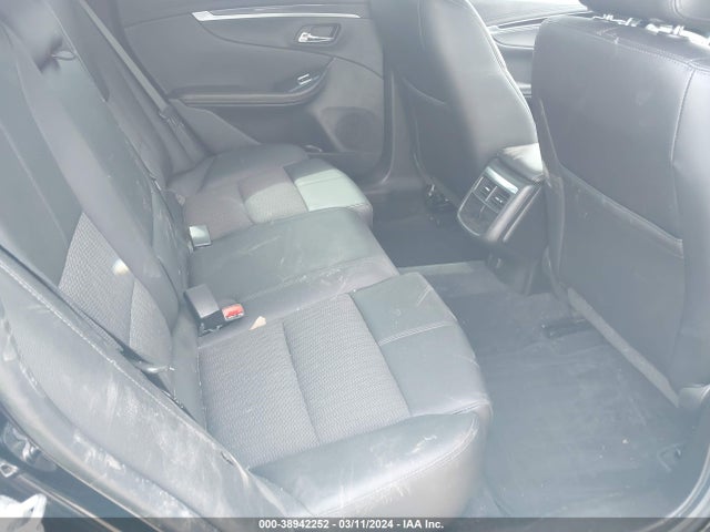 Chevrolet IMPALA 1LT 2018 2G1105S39J9174190 Image 8