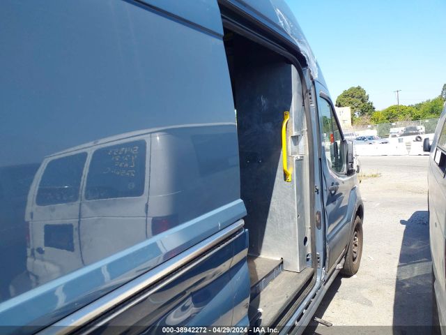 1FTBR3X80LKA28563 Ford Transit-250 Cargo Van