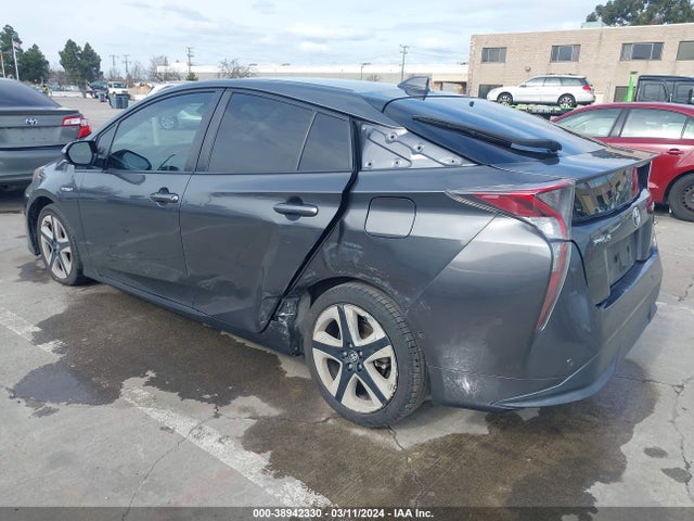 Toyota Prius Four Touring 2016 JTDKARFU4G3014979 Image 3