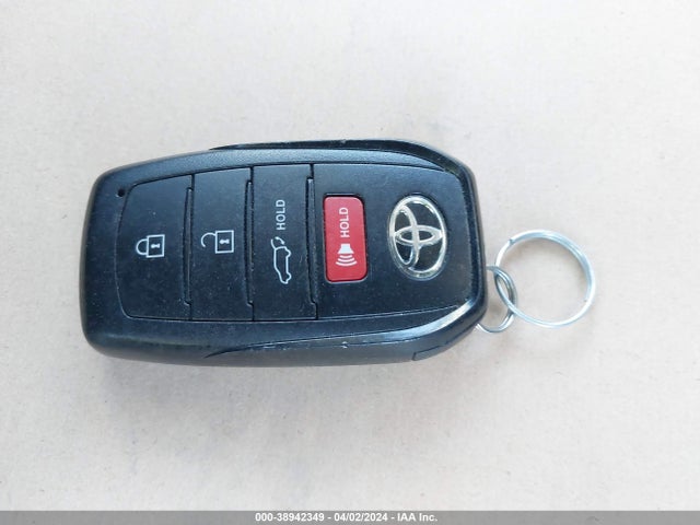 Toyota Corolla Cross Xle 2022 7MUDAAAG6NV034812 Image 11