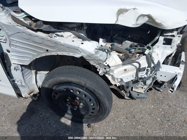 Chevrolet IMPALA 1LT 2018 2G1105S38J9137700 Image 19