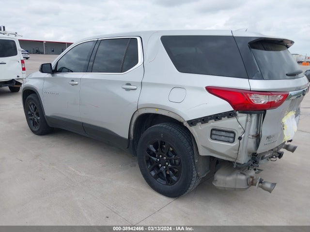 Chevrolet Traverse Ls 2019 1GNERFKW2KJ246732 Image 3