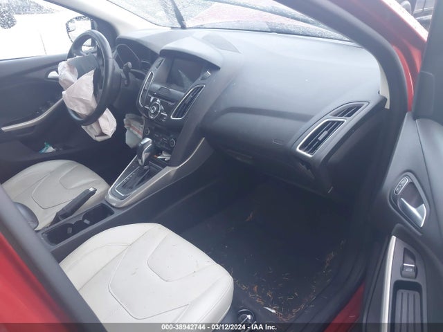 Ford Focus Titanium 2018 1FADP3J23JL273230 Image 5