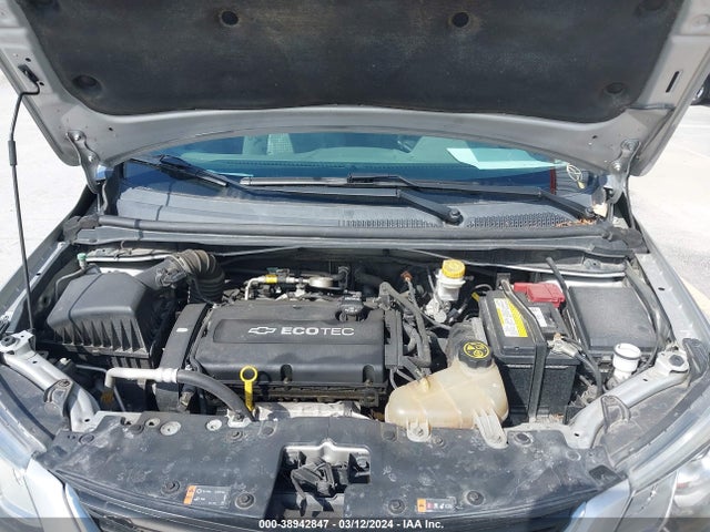Chevrolet Sonic Ls Auto 2017 1G1JB5SH2H4131040 Image 10