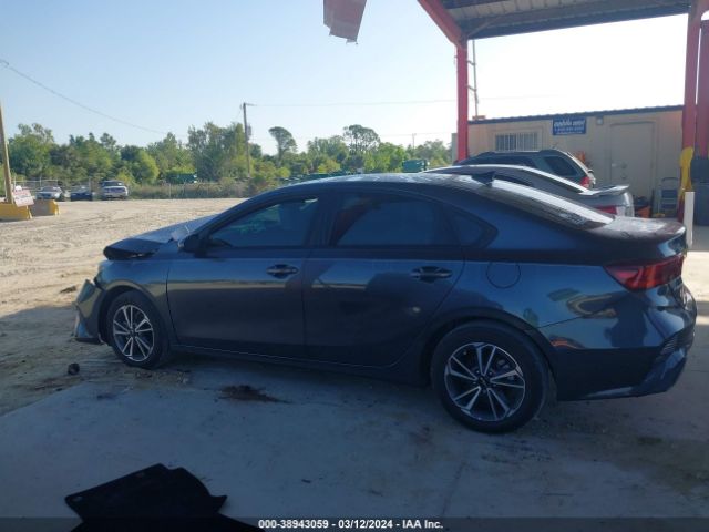 3KPF24AD9NE457658 KIA Forte Lxs