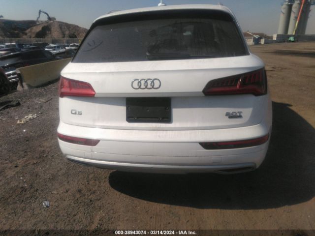 WA1ANAFY8J2228479 Audi Q5 2.0t Premium/2.0t Tech Premium
