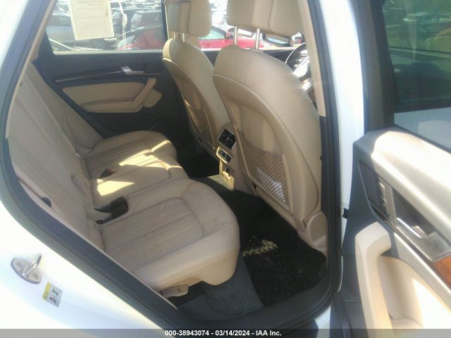 WA1ANAFY8J2228479 Audi Q5 2.0t Premium/2.0t Tech Premium