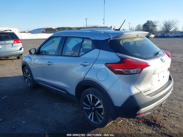 Nissan KICKS SR 2018 3N1CP5CU1JL535012 Image 3