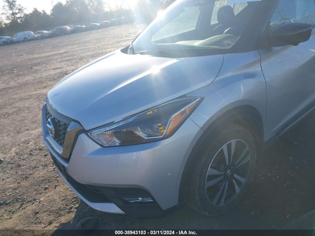 Nissan KICKS SR 2018 3N1CP5CU1JL535012 Image 6