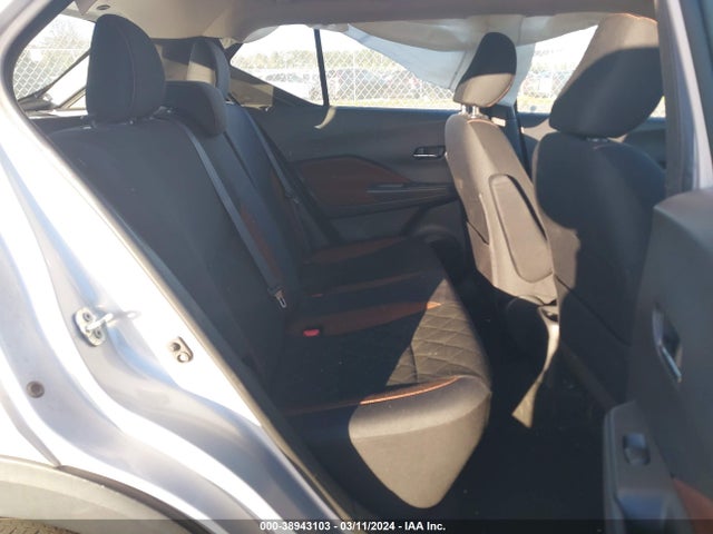 Nissan KICKS SR 2018 3N1CP5CU1JL535012 Image 8