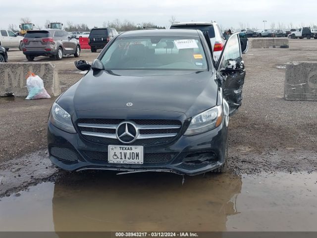 55SWF4JB3HU232622 Mercedes-Benz C 300 Luxury/sport