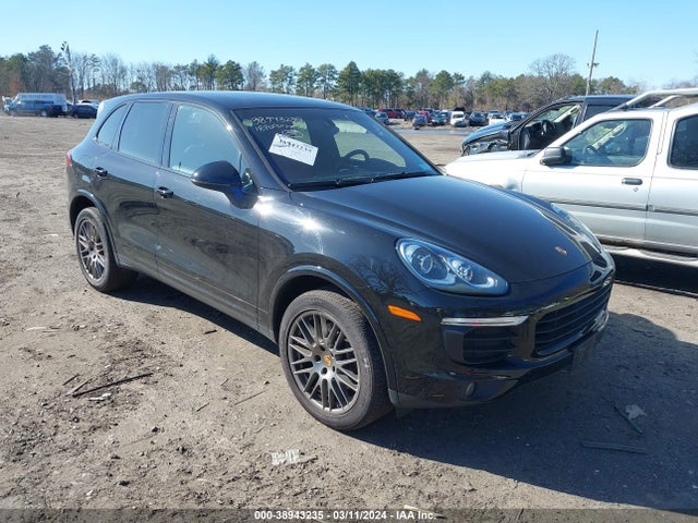 2018 PORSCHE CAYENNE WP1AA2A21JKA05063 Photo 0