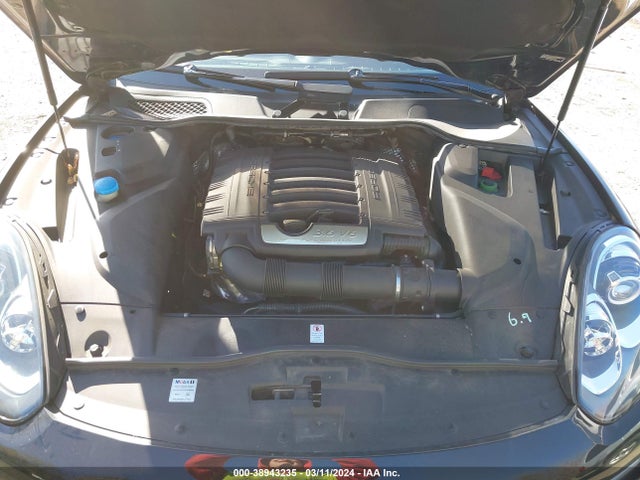 2018 PORSCHE CAYENNE WP1AA2A21JKA05063 Photo 9