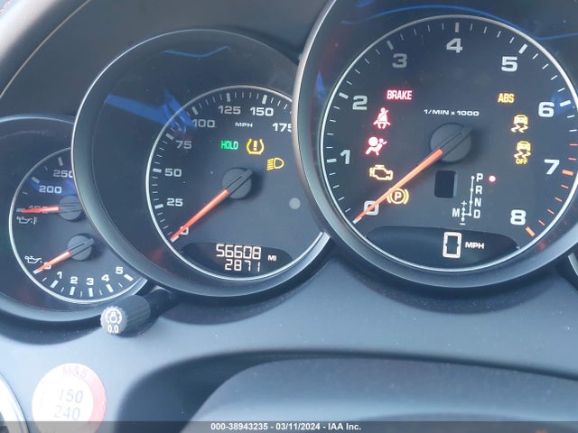 2018 PORSCHE CAYENNE WP1AA2A21JKA05063 Photo 6