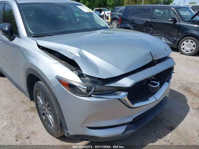Mazda CX-5 SPORT 2017 JM3KFABL9H0126669 Image 17