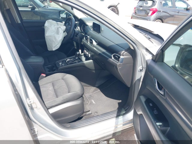 Mazda CX-5 SPORT 2017 JM3KFABL9H0126669 Image 5