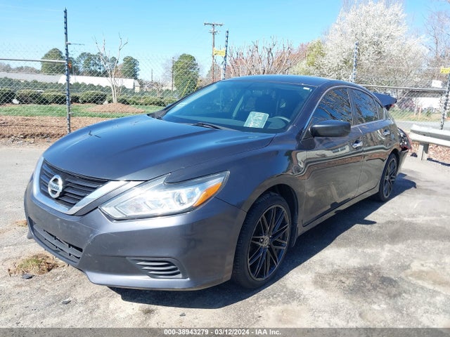 Nissan Altima 2.5 S 2018 1N4AL3AP3JC264005 Image 2