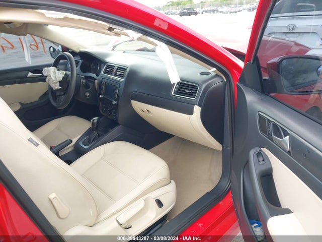 3VWD07AJXEM241406 Volkswagen Jetta 1.8t Se