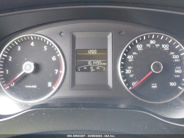 3VWD07AJXEM241406 Volkswagen Jetta 1.8t Se