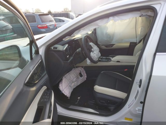 2T2GDCAZ3RC011381 Lexus Nx 250 Premium