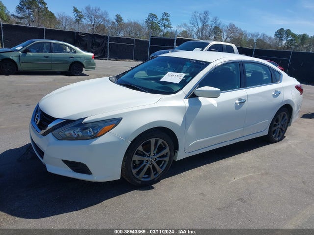 Nissan Altima 2.5 Sr 2018 1N4AL3AP5JC233399 Image 2